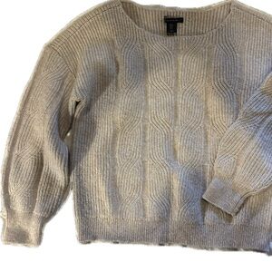 Tahari Beige Knit Sweater